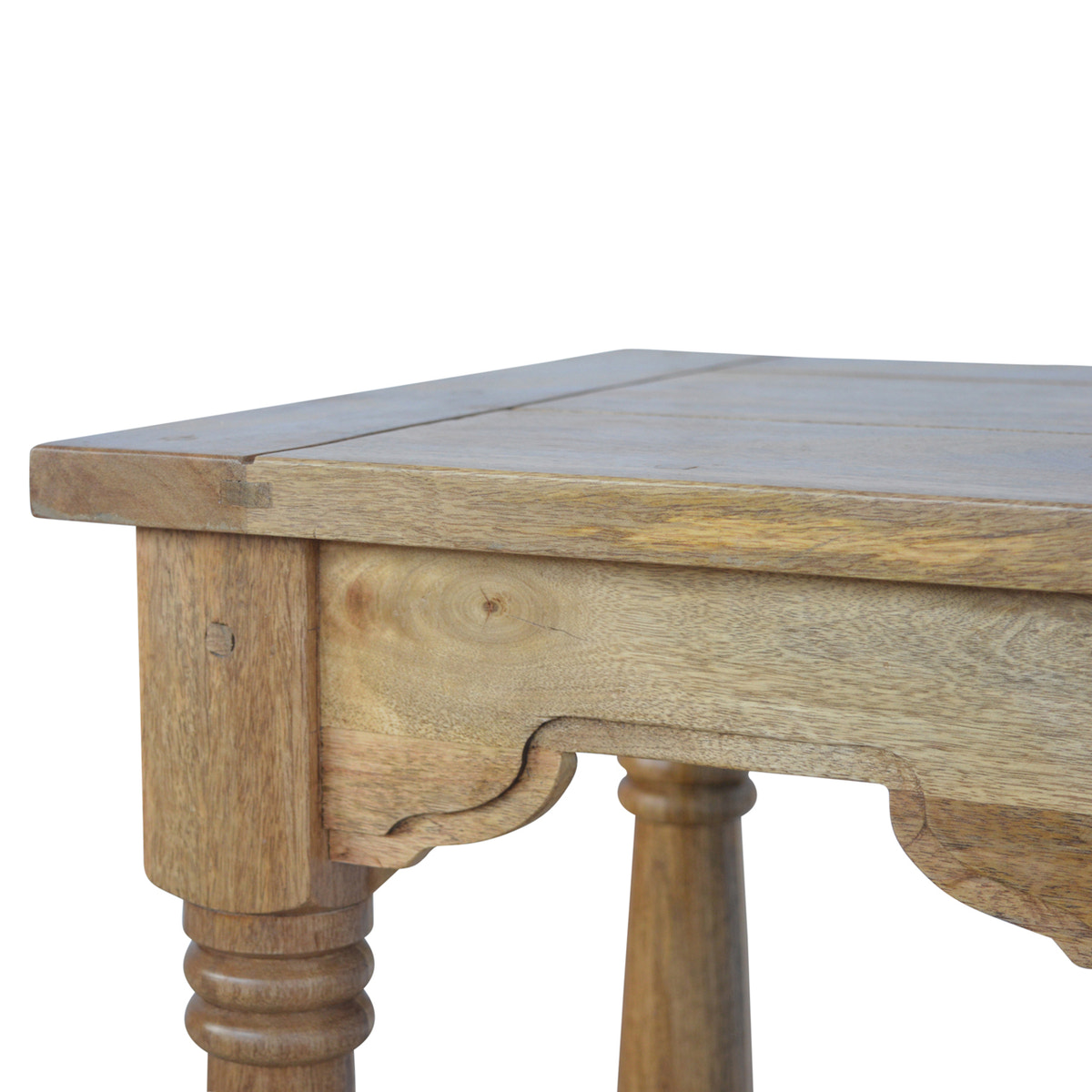 End Table with Turned Legs Accent Piece