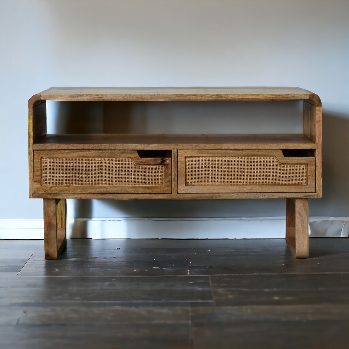 Tallin Media Unit