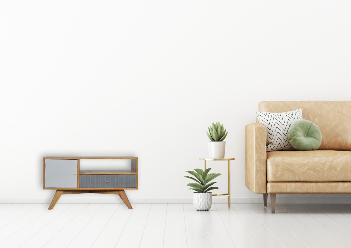 Line Grey Media Unit with Open Slot | Oak-Ish Solid Mango Wood
