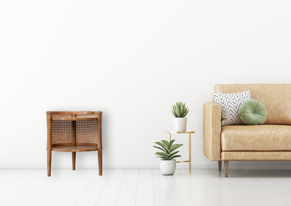 Larissa Round Bedside Table | Oak Solid Mango Wood
