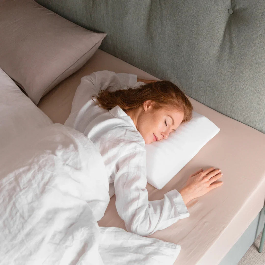 Dream Embrace: The Ultra-Thin Pillow Mastercrafted for Front Sleepers