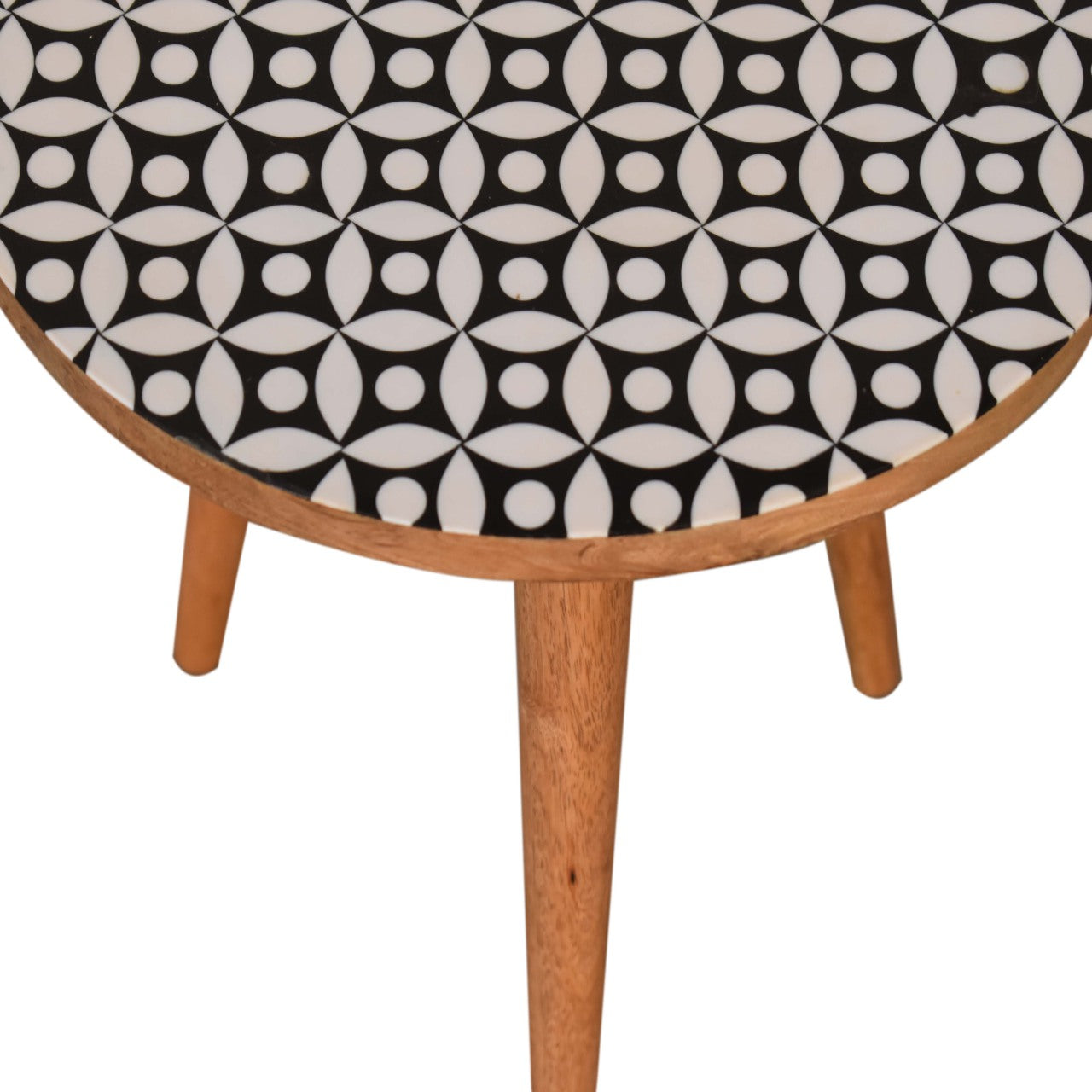 Diamond Print End Table Accent Piece