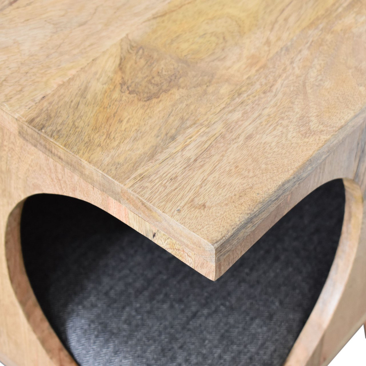 Nordic Cut-out Pet Bed | Tweed