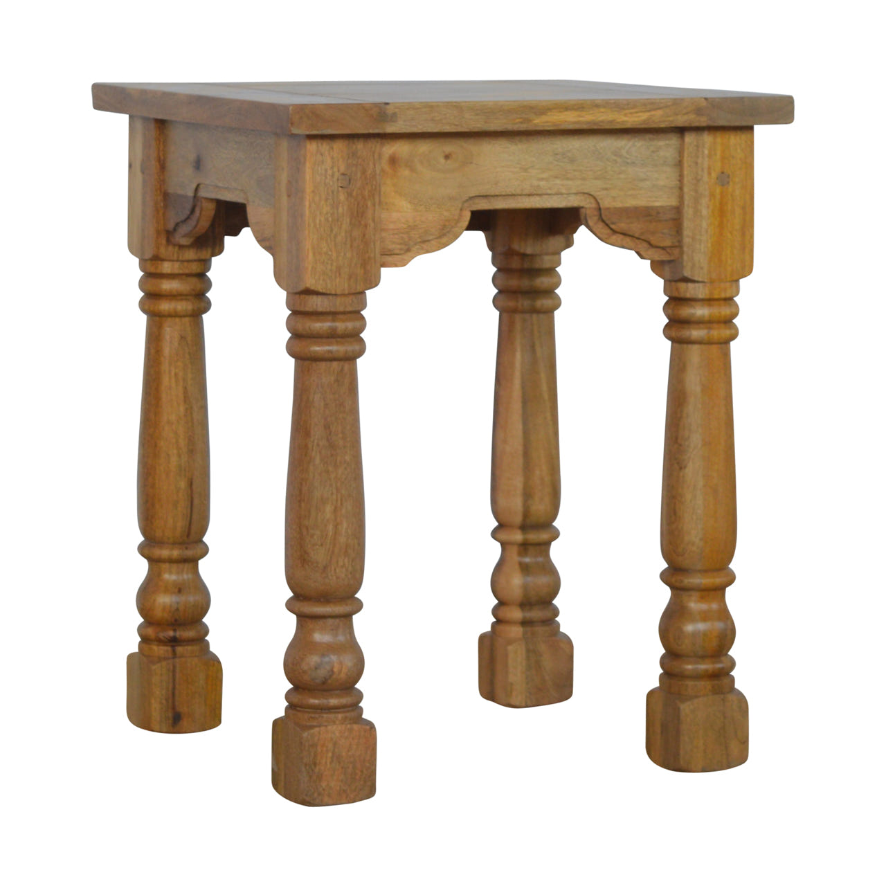 End Table with Turned Legs Accent Piece