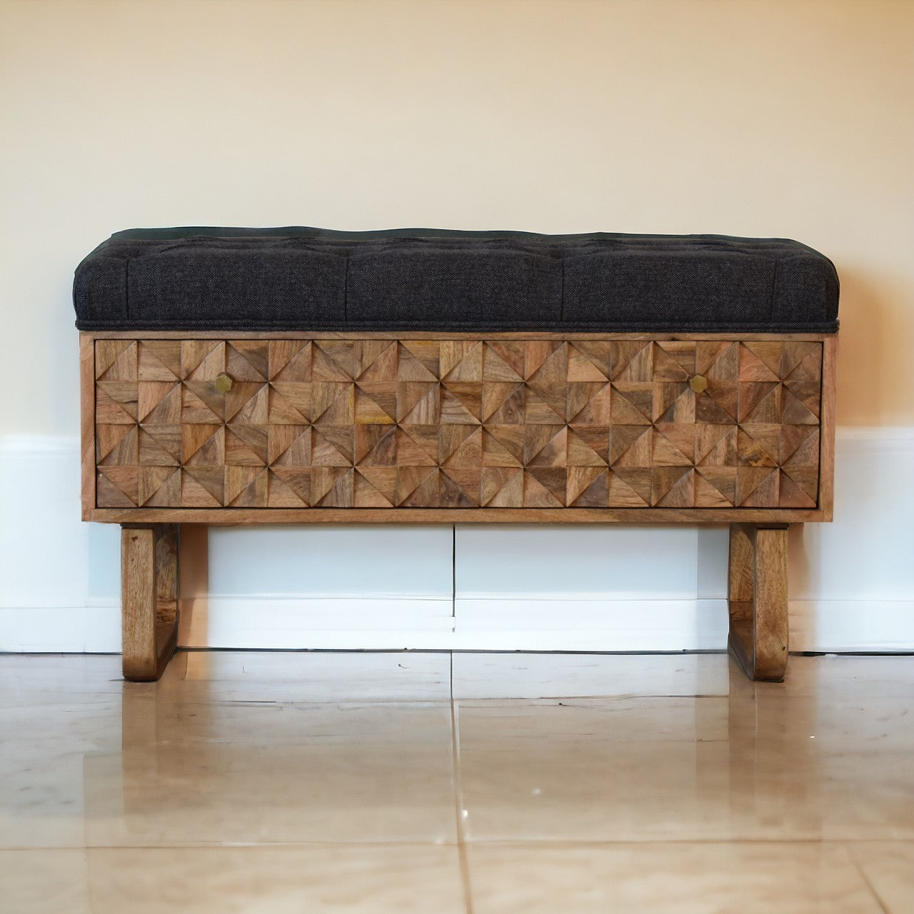 'U' Black Tweed Diamond Bench | Oak-Ish