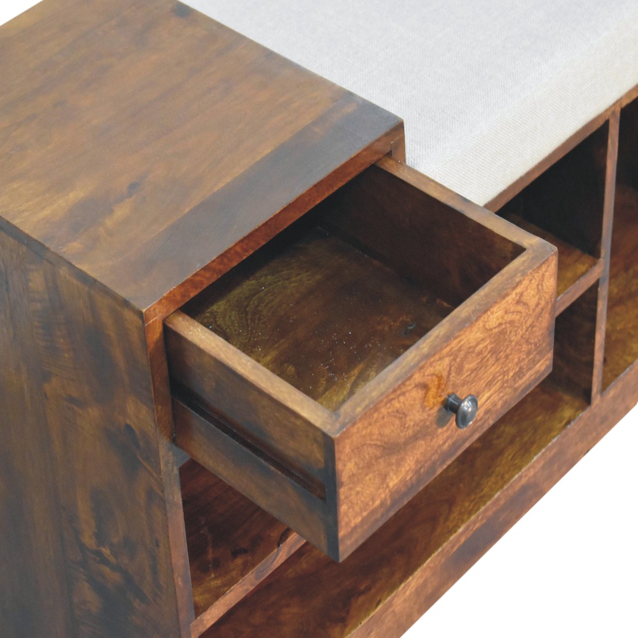 Retreat Chestnut Shoe Bench | Linen