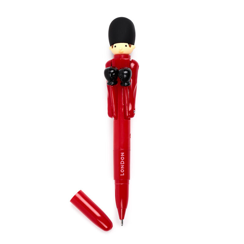Boxing Pen - London Guardsman