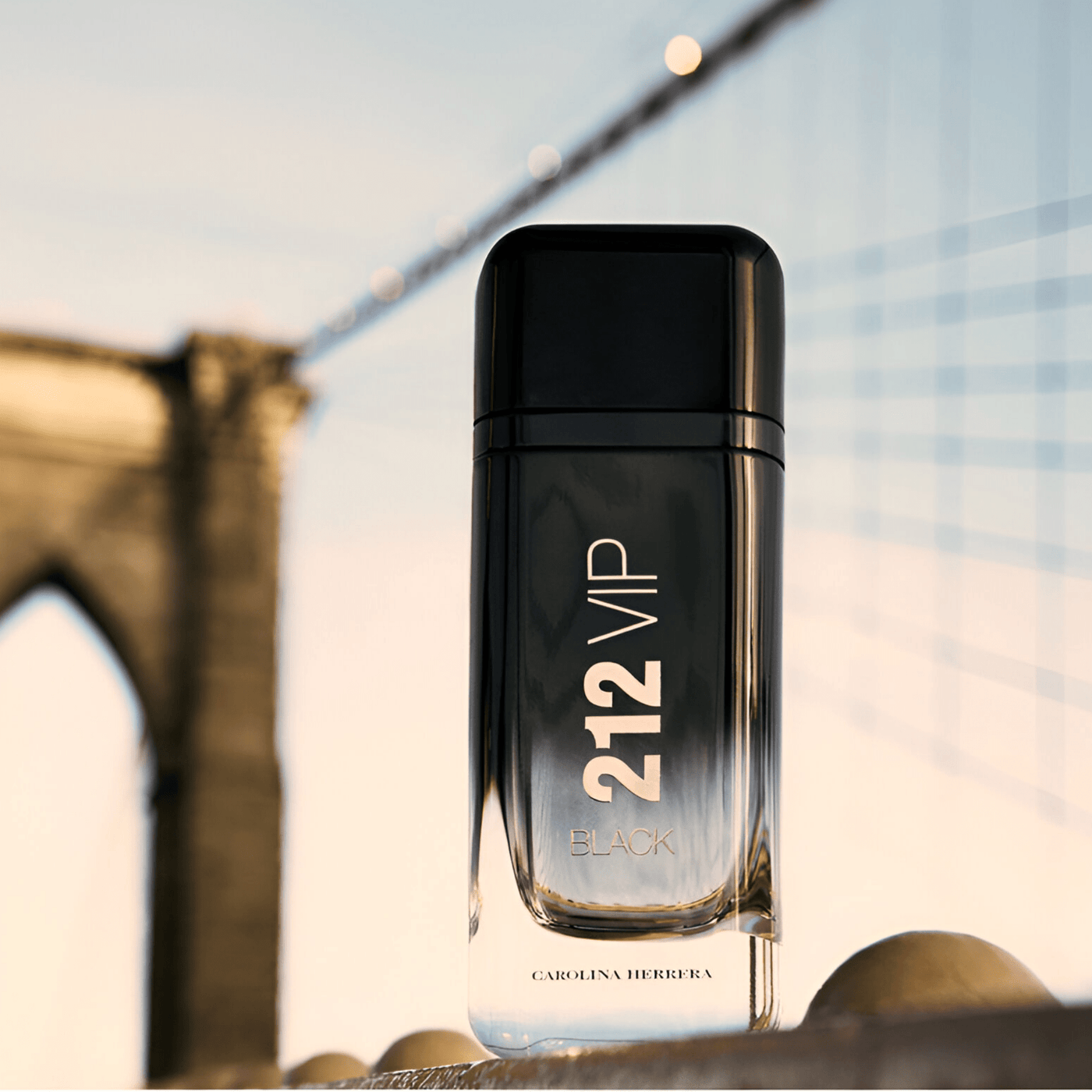 Carolina Herrera 212 VIP Black Eau de Parfum 200ml Spray