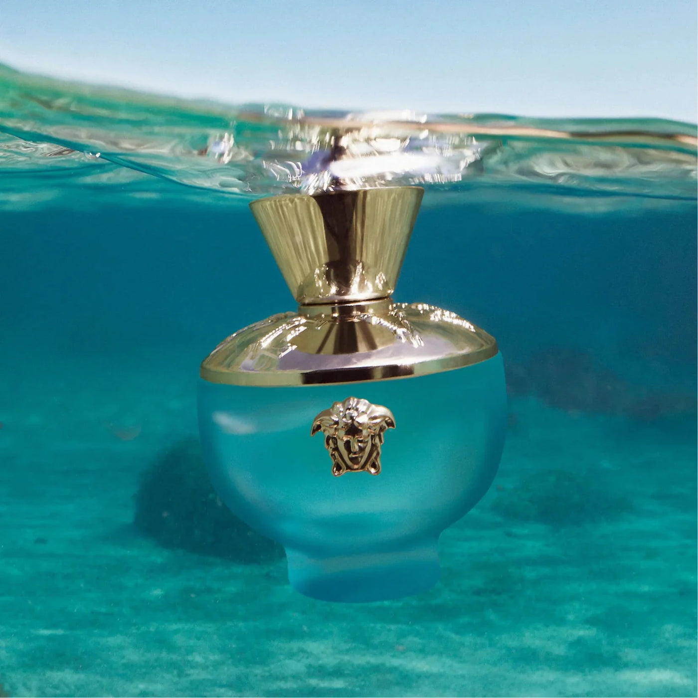 Versace Pour Femme Dylan Turquoise Gift Set 50ml EDT + 50ml Bath & Shower Gel + 50ml Body Gel