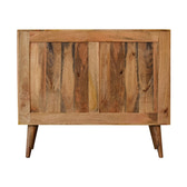 Larissa Cabinet