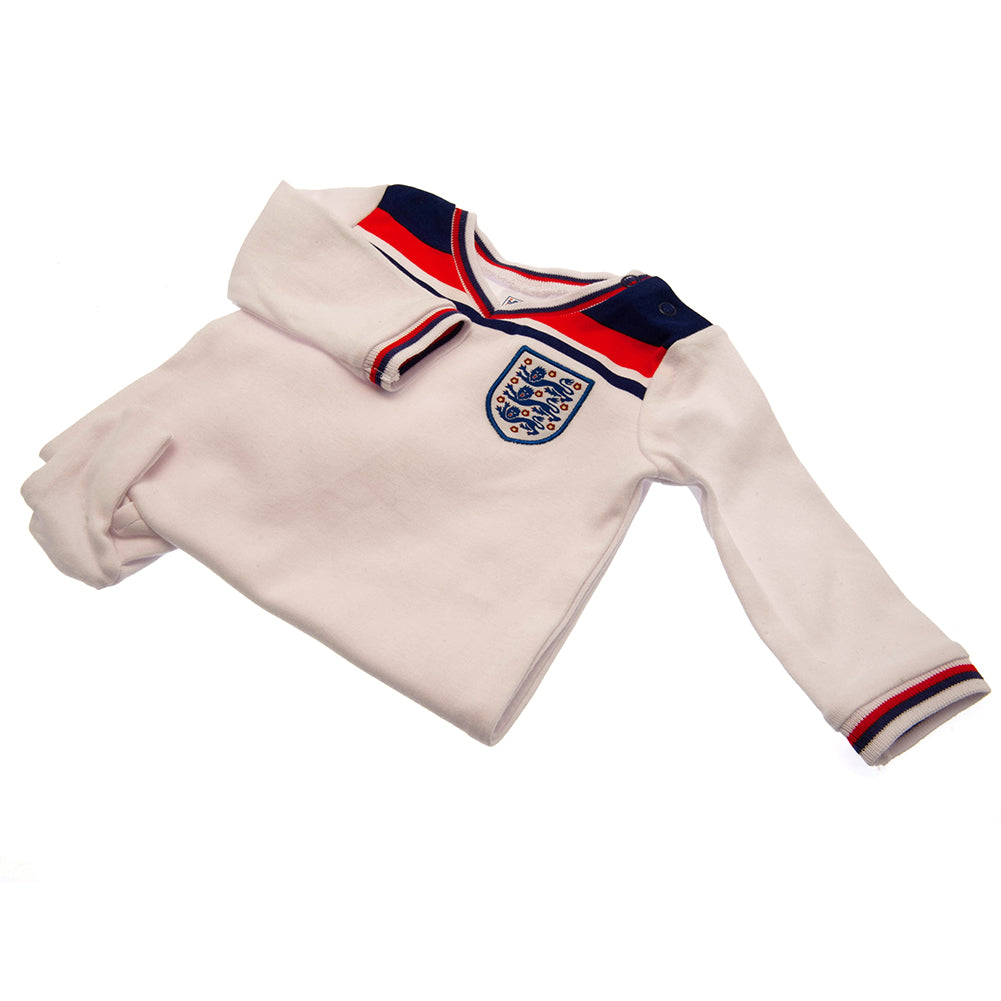 England FA Sleepsuit 82 Retro 9-12 Mths - Officially licensed merchandise.
