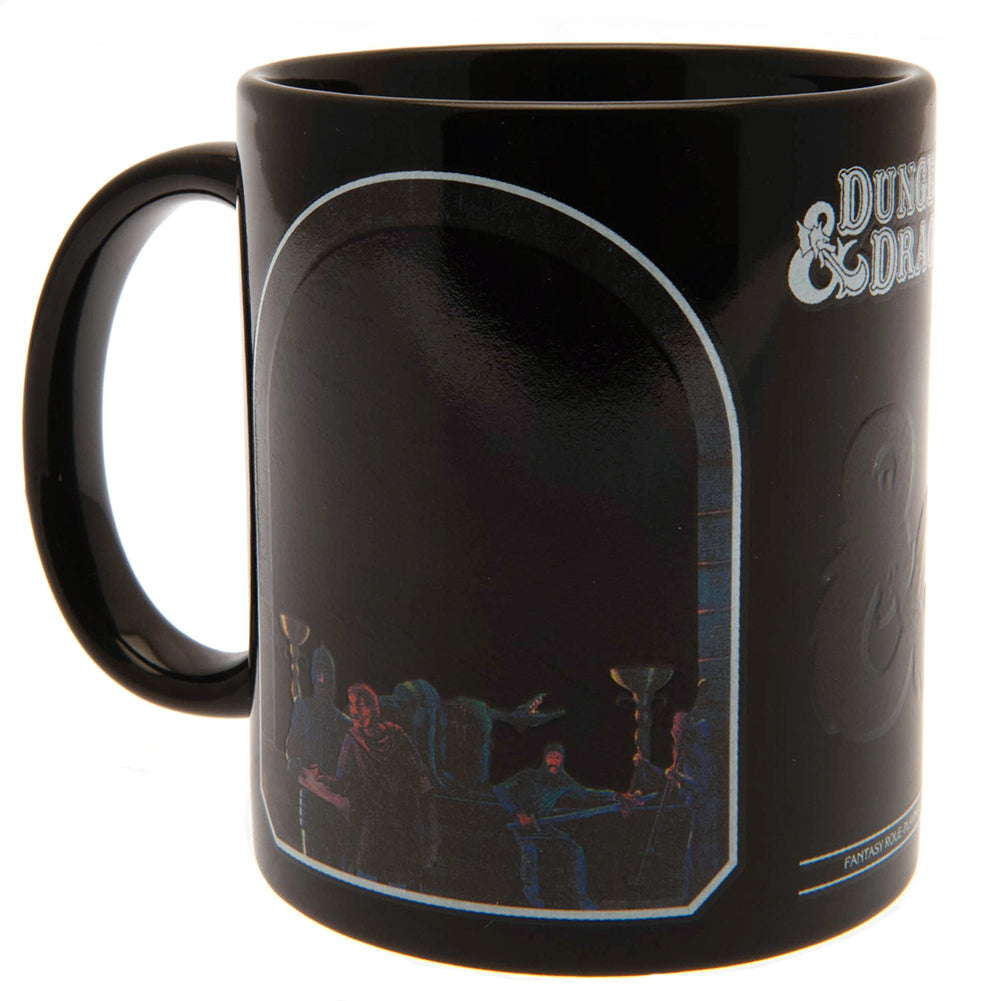 Dungeons & Dragons Heat Changing Mug - Officially licensed merchandise.