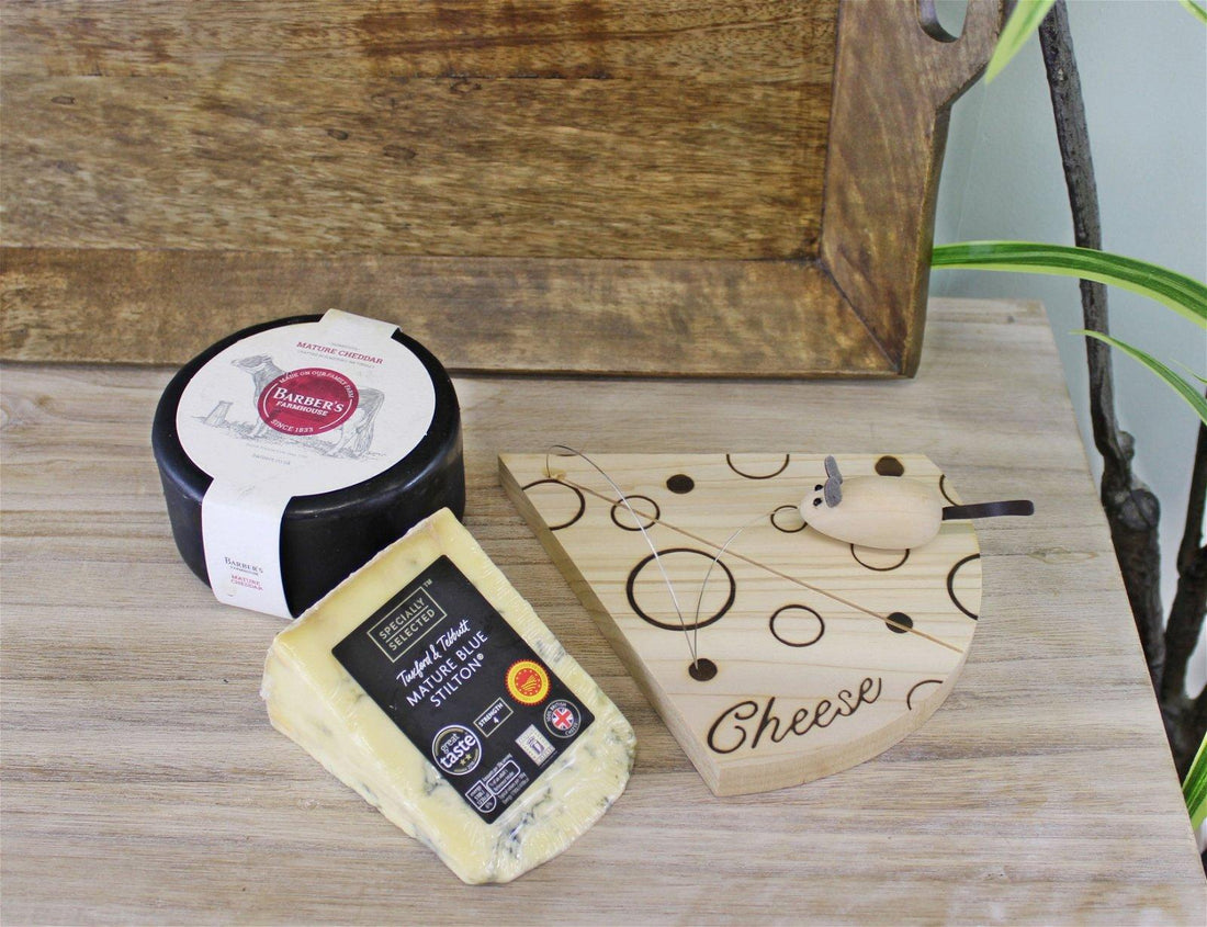 Handcrafted Cheese Board With Wire And Mouse - £12.99 - Trays & Chopping Boards 