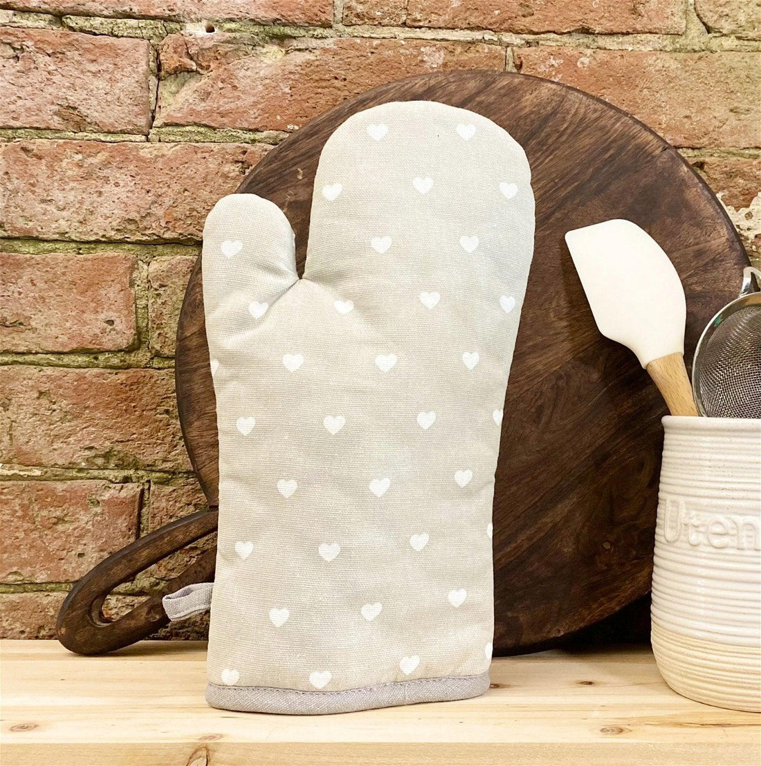 Kitchen Oven Glove With A Grey Heart Print Design - £15.99 - Decorative Kitchen Items 