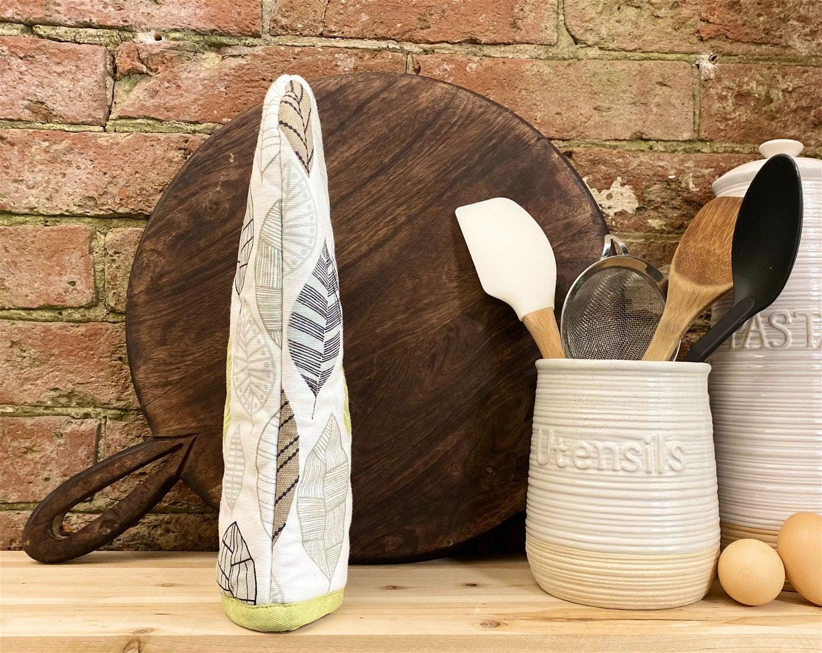 Kitchen Oven Glove With Contemporary Green Leaf Print Design-Decorative Kitchen Items