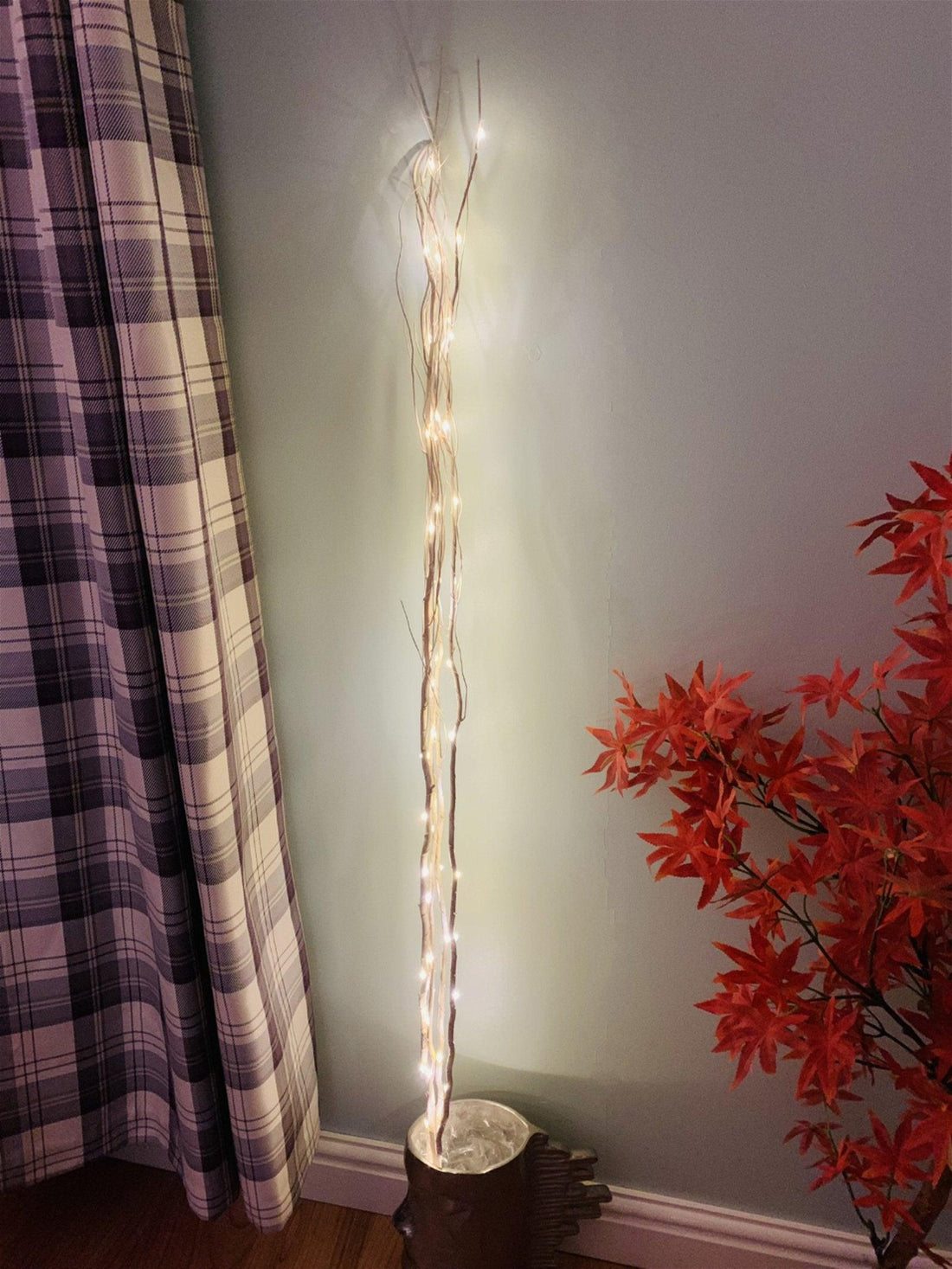 LED Lights on 4 White Branches - £27.99 - LED Lighting 