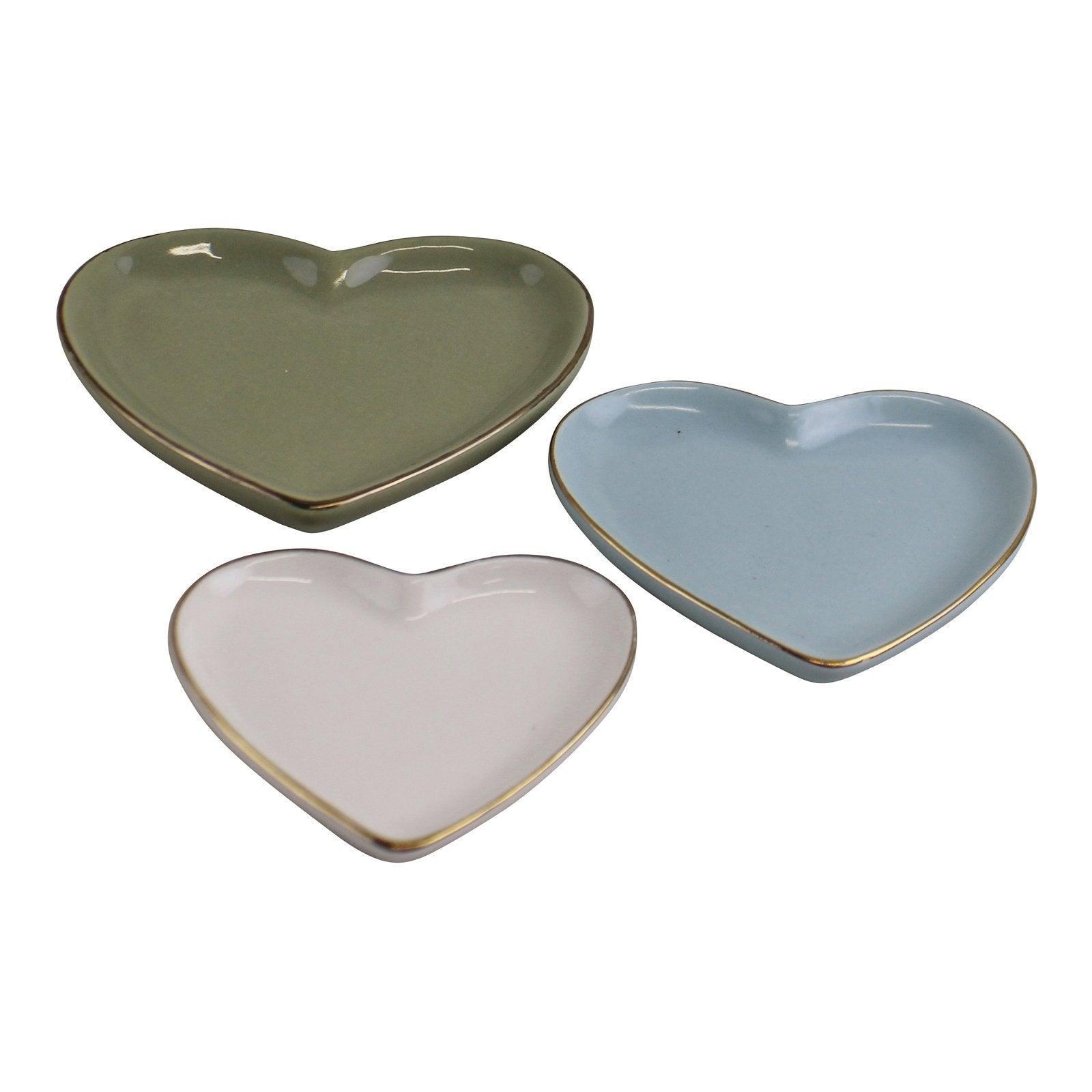 Set Of 3 Heart Shaped Ceramic Trinket Plates With A Gold Edge - £20.99 - Ornaments 
