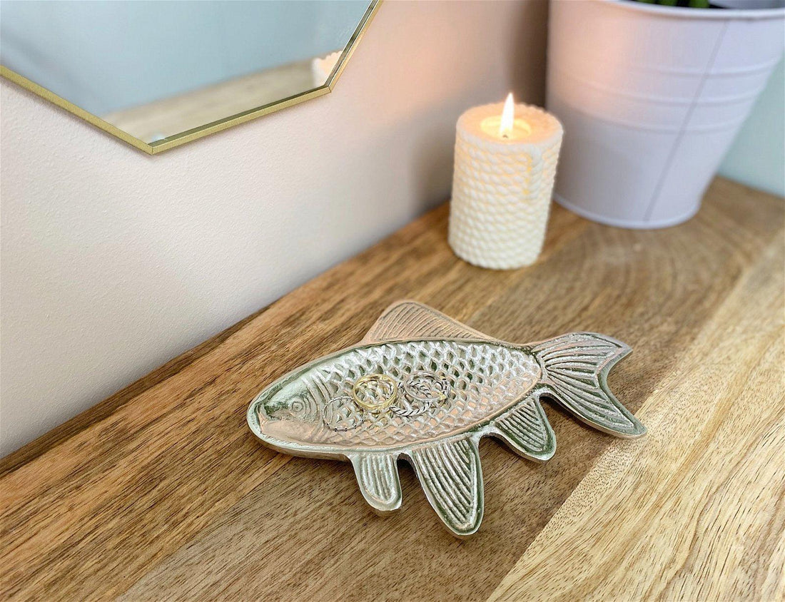 Silver Metal Fish Shape Tray 19cm - £15.99 - Bowls & Plates 